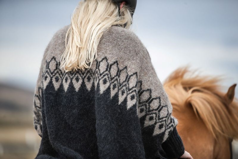 KIDKA Poncho jacket Ísar Beige